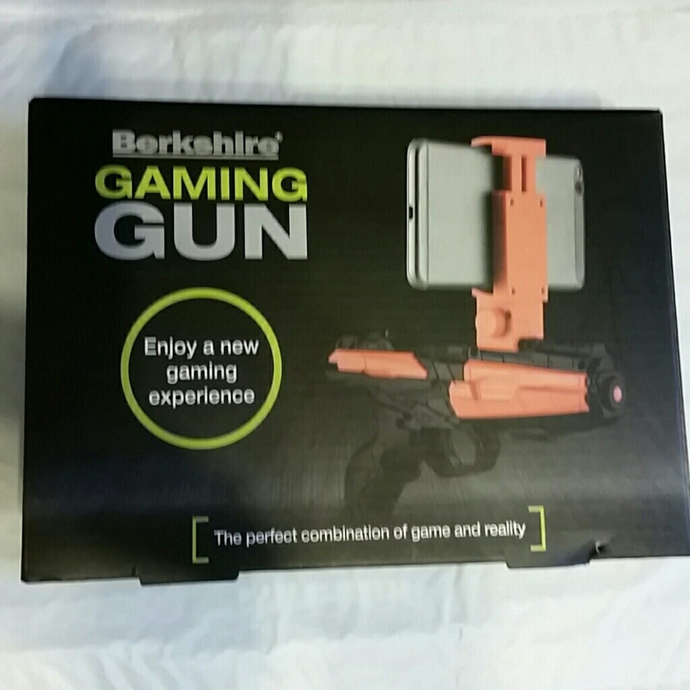* NEW* Berkshire Virtual Phone Gaming Gun
